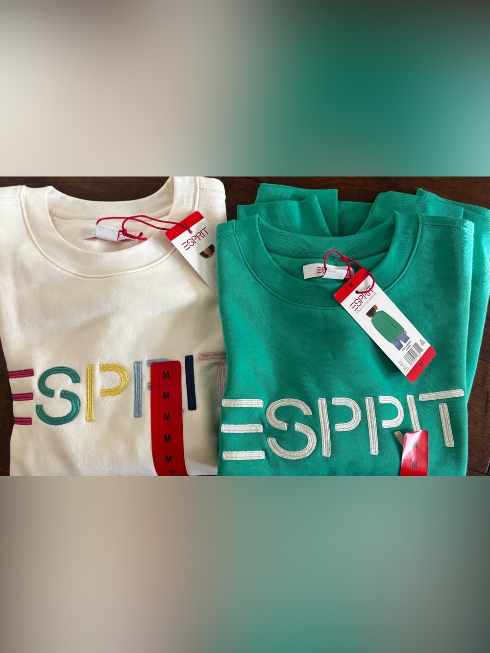 Lot of 2 NWT Esprit Logo Fleece Crewneck Sweatshirt Cream & Green Vintage size M